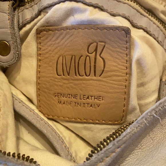 Slouchy chic Avico93 leather bag Made in Italy - Picture 4 of 5